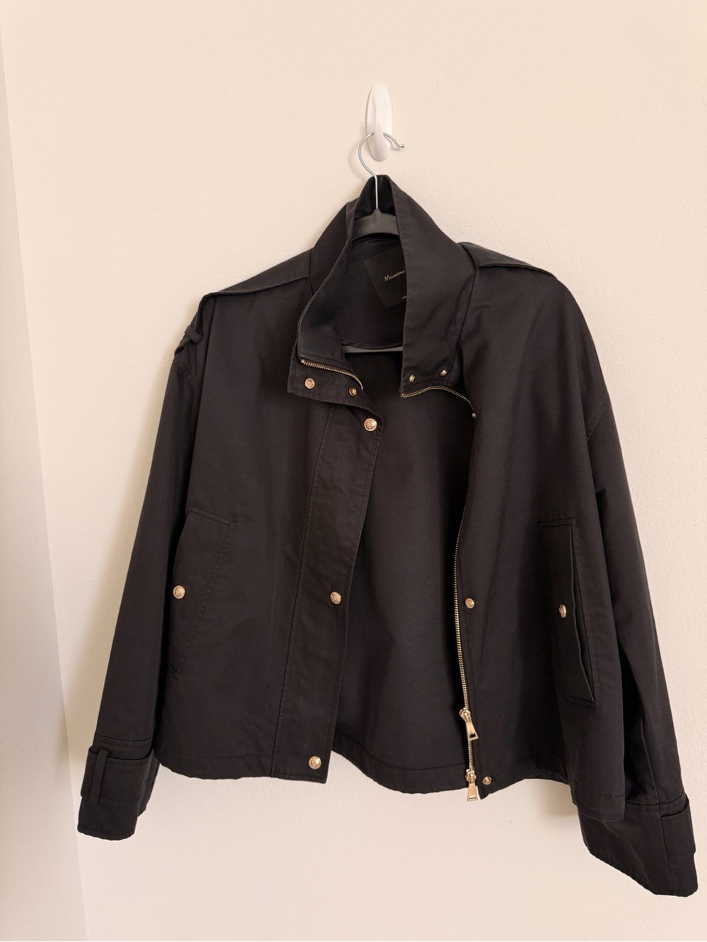 Massimo Dutti - Black Jacket - Bomber, Utility Jacket. Like NEW!